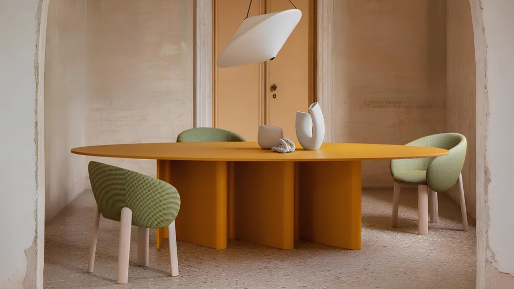 Dine in Comfort: How to Curate the Perfect Casual Gathering&nbsp;Spot